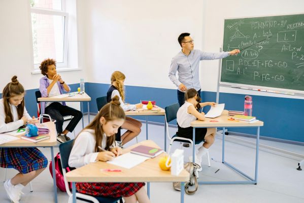 Nettoyage d'une école rue Sainte Cécile à Marseille 